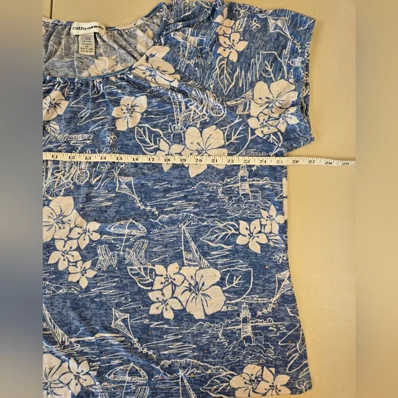 Cathy Daniels Blue Floral Blouse with Sequin Detail 2X - Picture 11 of 12